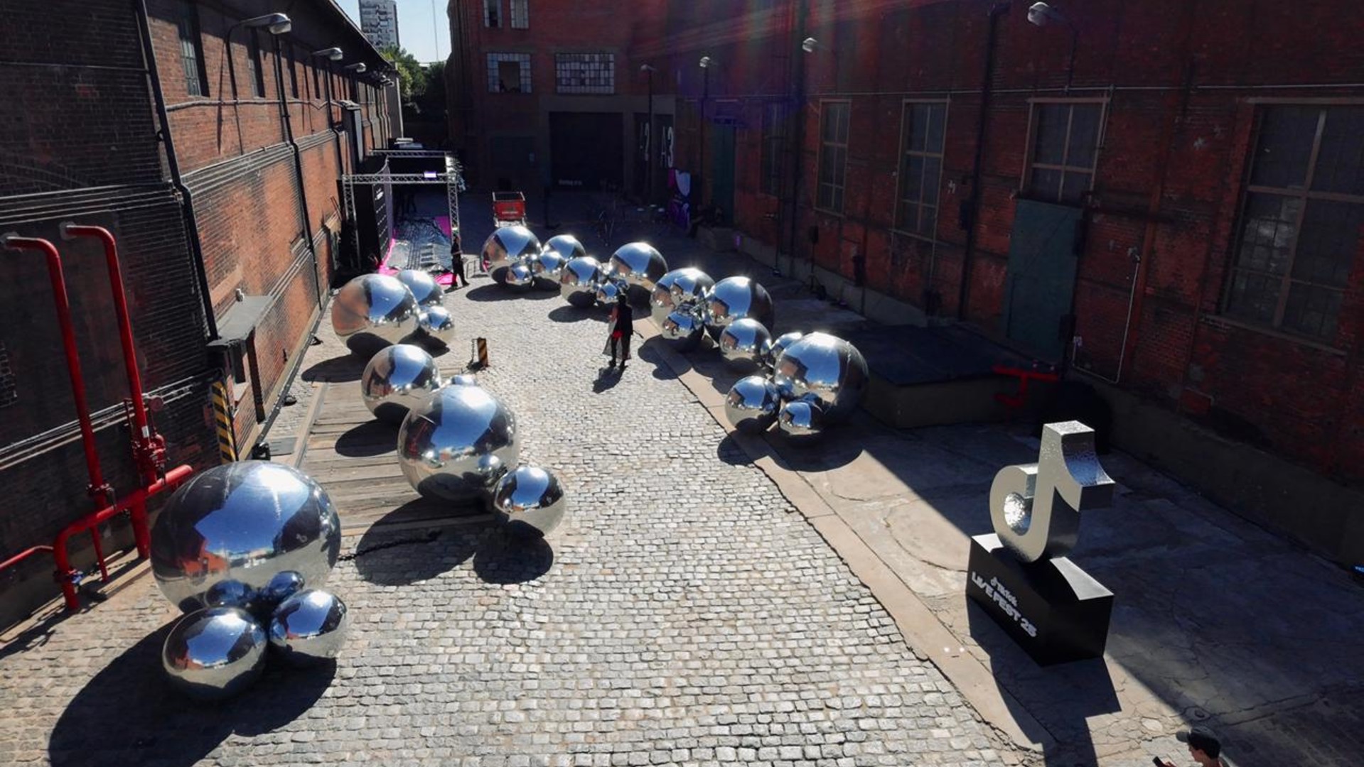 Shiny balls evento TikTok