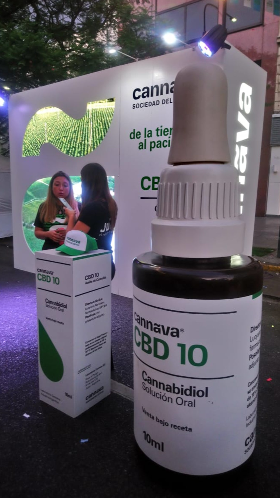 Cannava con Corpóreo